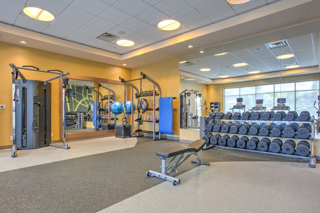 Fitness center at Hilton Garden Inn Dallas/Arlington