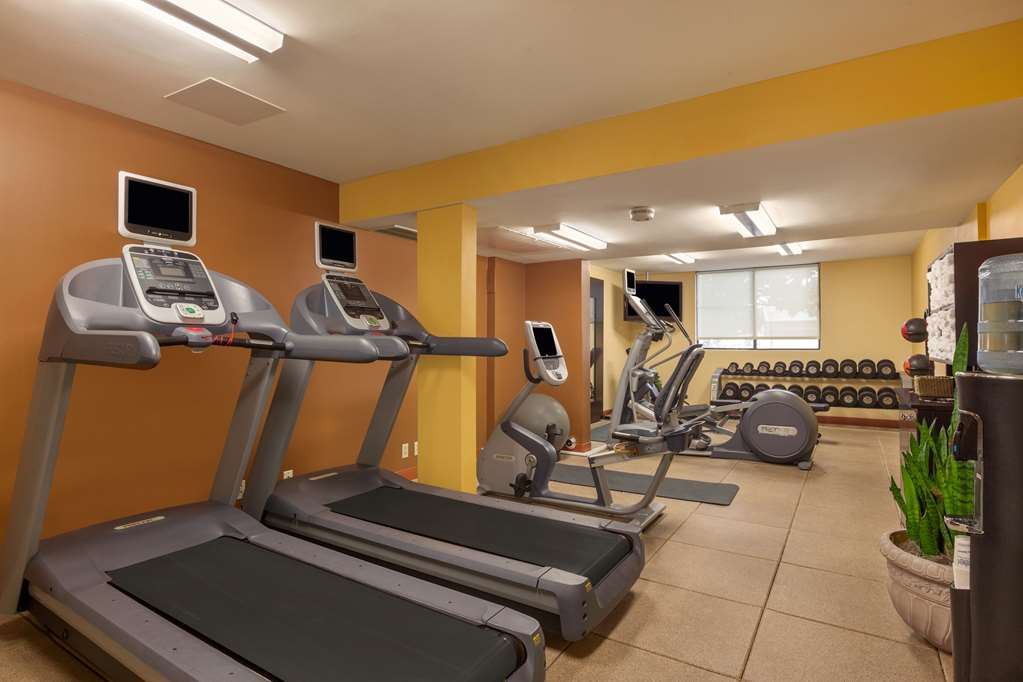 Fitness center at Embassy Suites by Hilton Baton Rouge