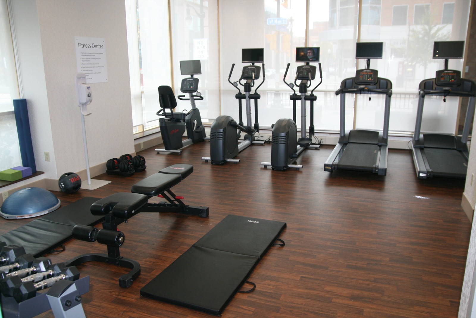 Fitness center at Holiday Inn Express & Suites Buffalo Downtown – Medical CTR