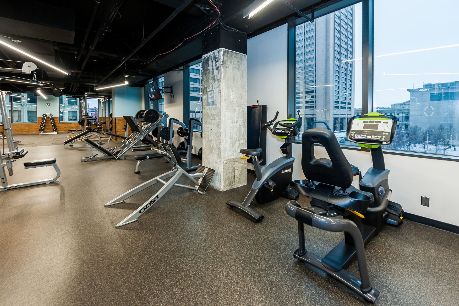 Fitness center at Cleveland Marriott Downtown at Key Tower