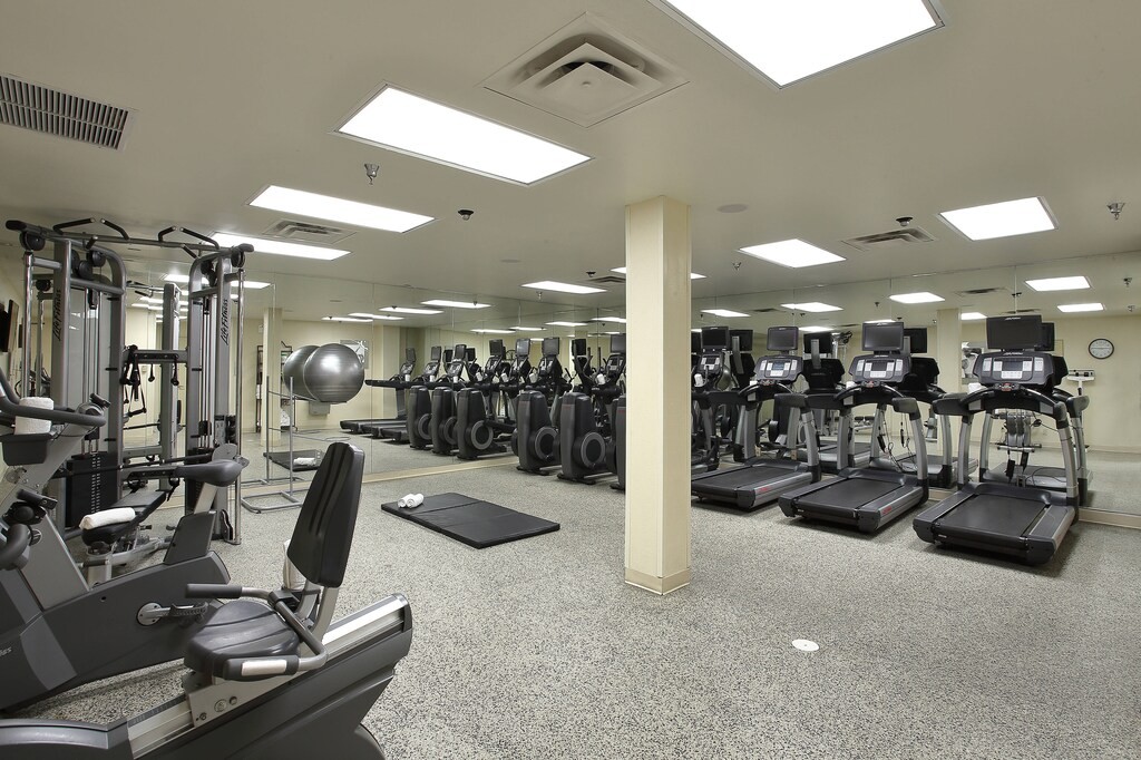 Fitness center at Marriott El Paso