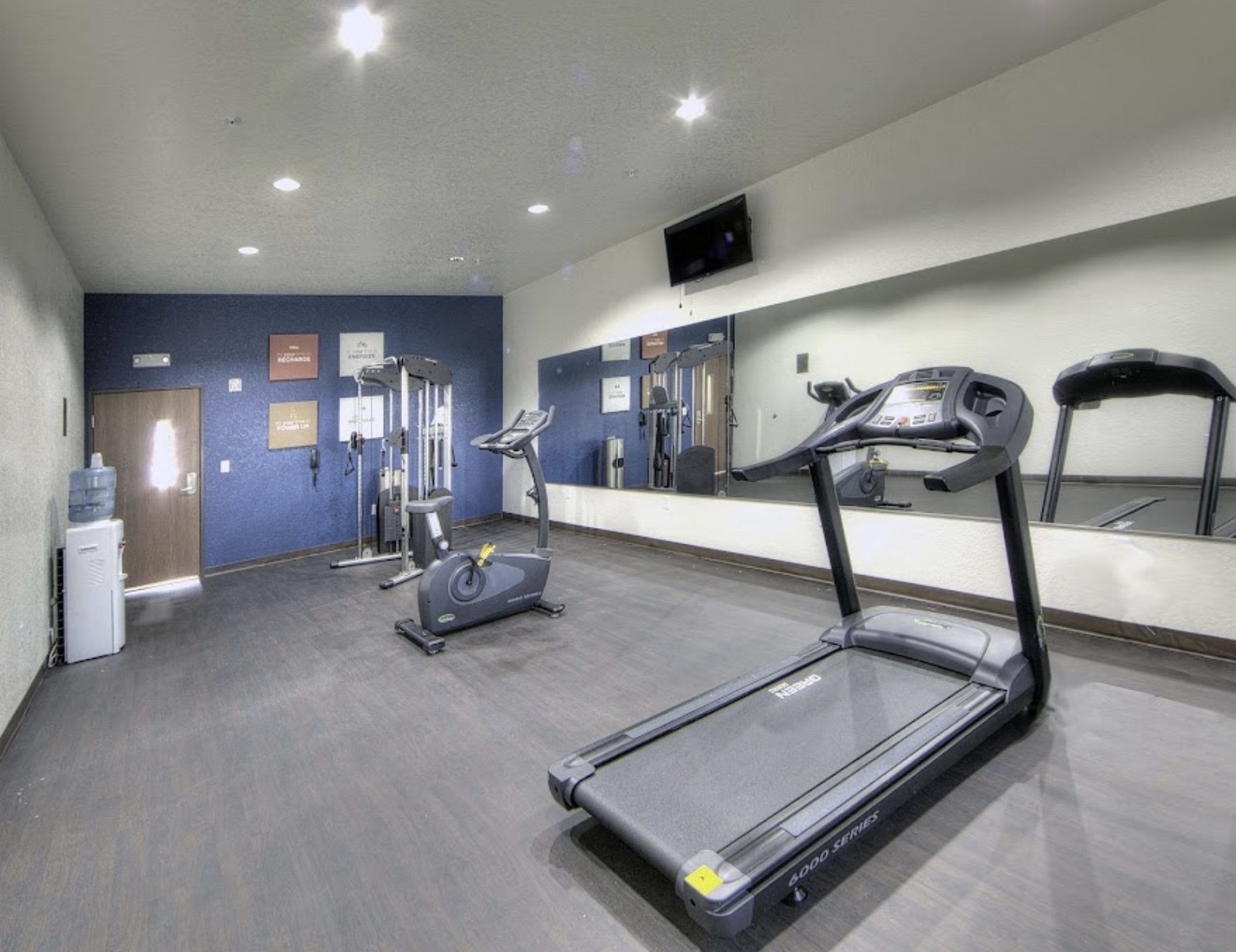 Fitness center at Comfort Inn & Suites Fort Worth West