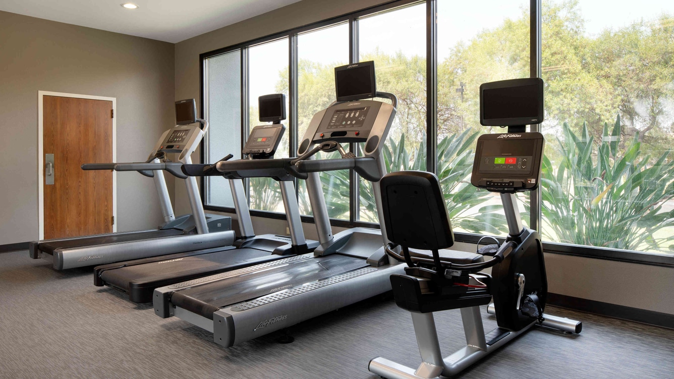 Fitness center at Courtyard by Marriott Fresno