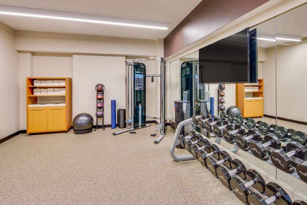 Fitness center at DoubleTree by Hilton Hotel & Suites Jersey City