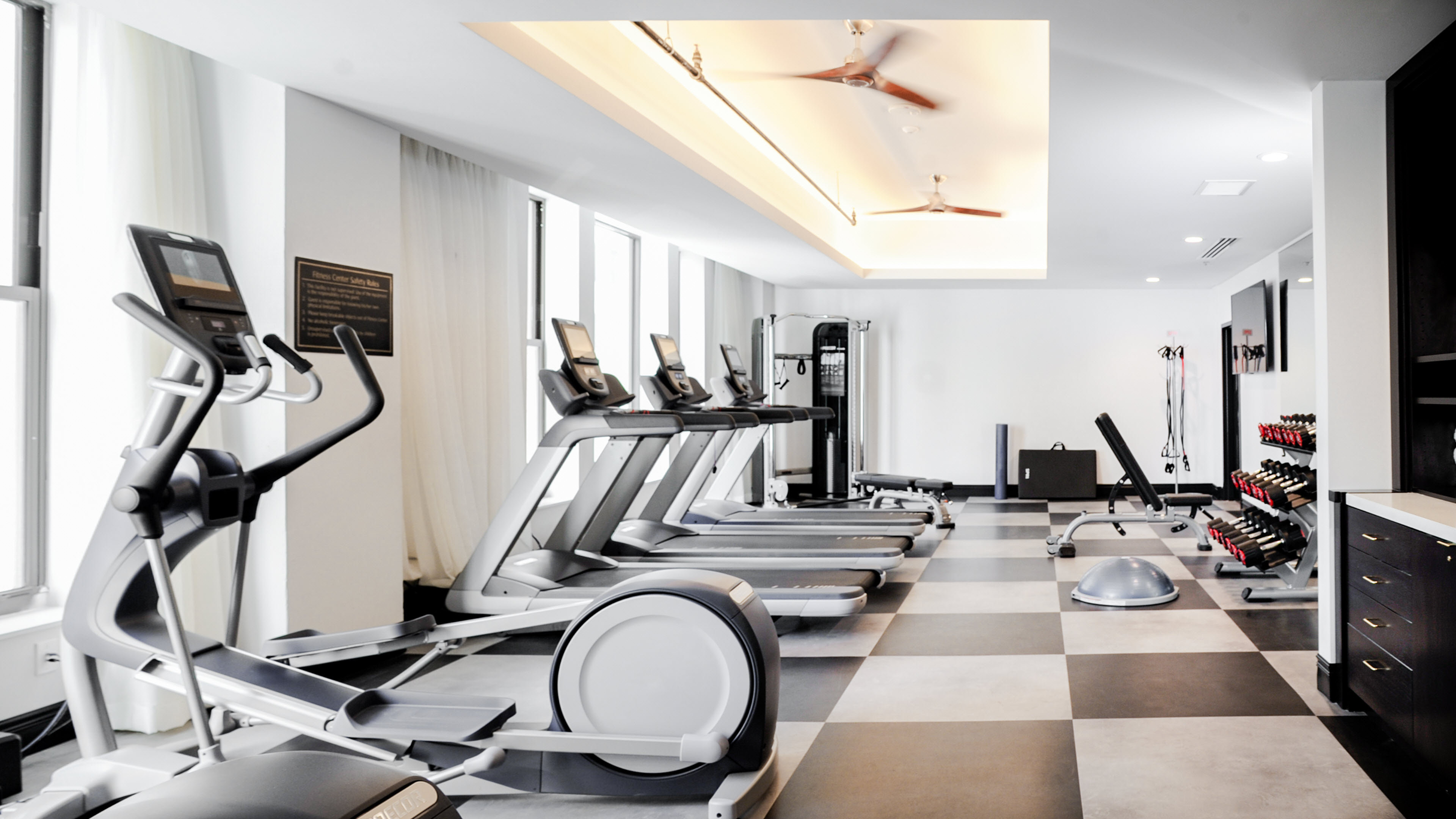 Fitness center at Hotel Indigo Kansas City Downtown