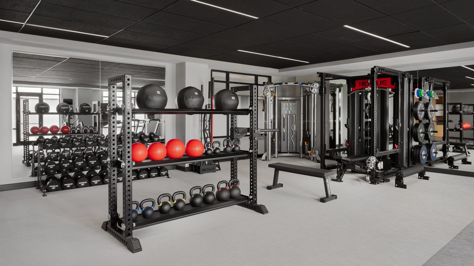 Fitness center at Courtyard by Marriott Louisville Airport