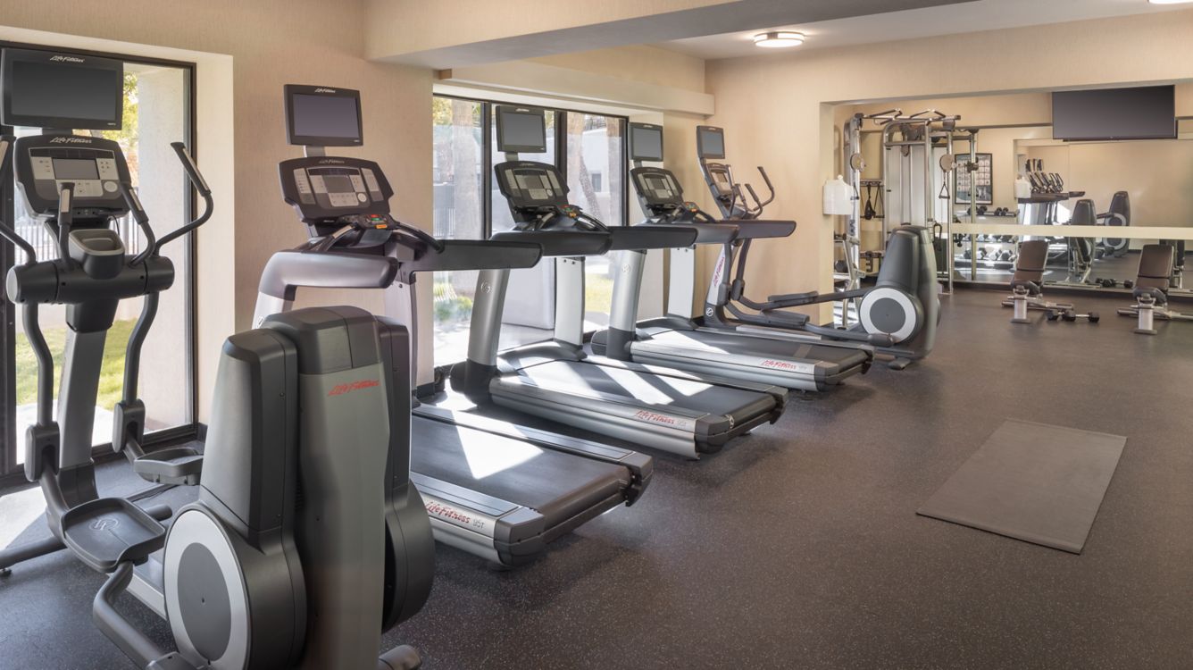 Fitness center at Delta Hotels Phoenix Mesa