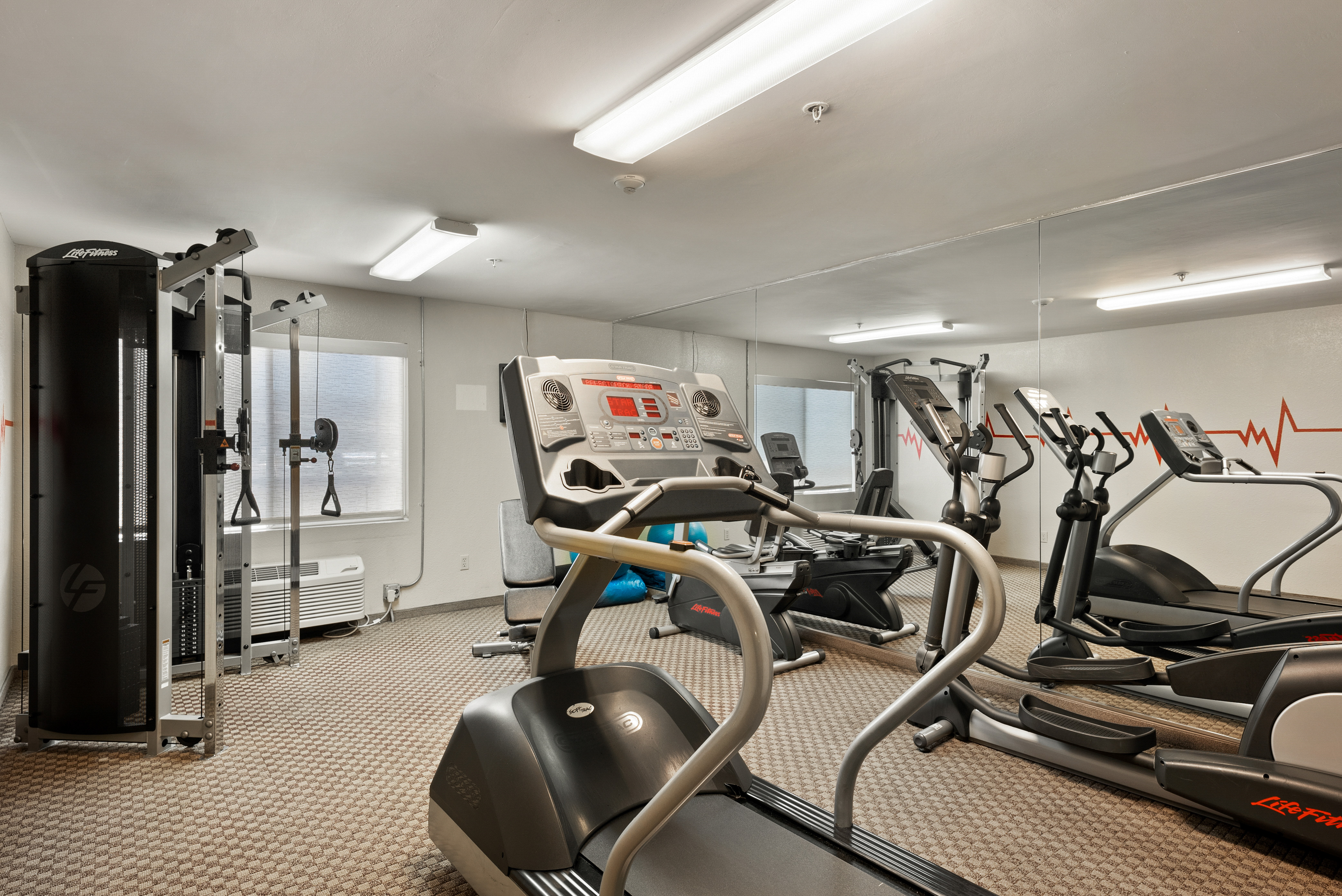 Fitness center at Executive Inn & Suites Embarcadero Cove