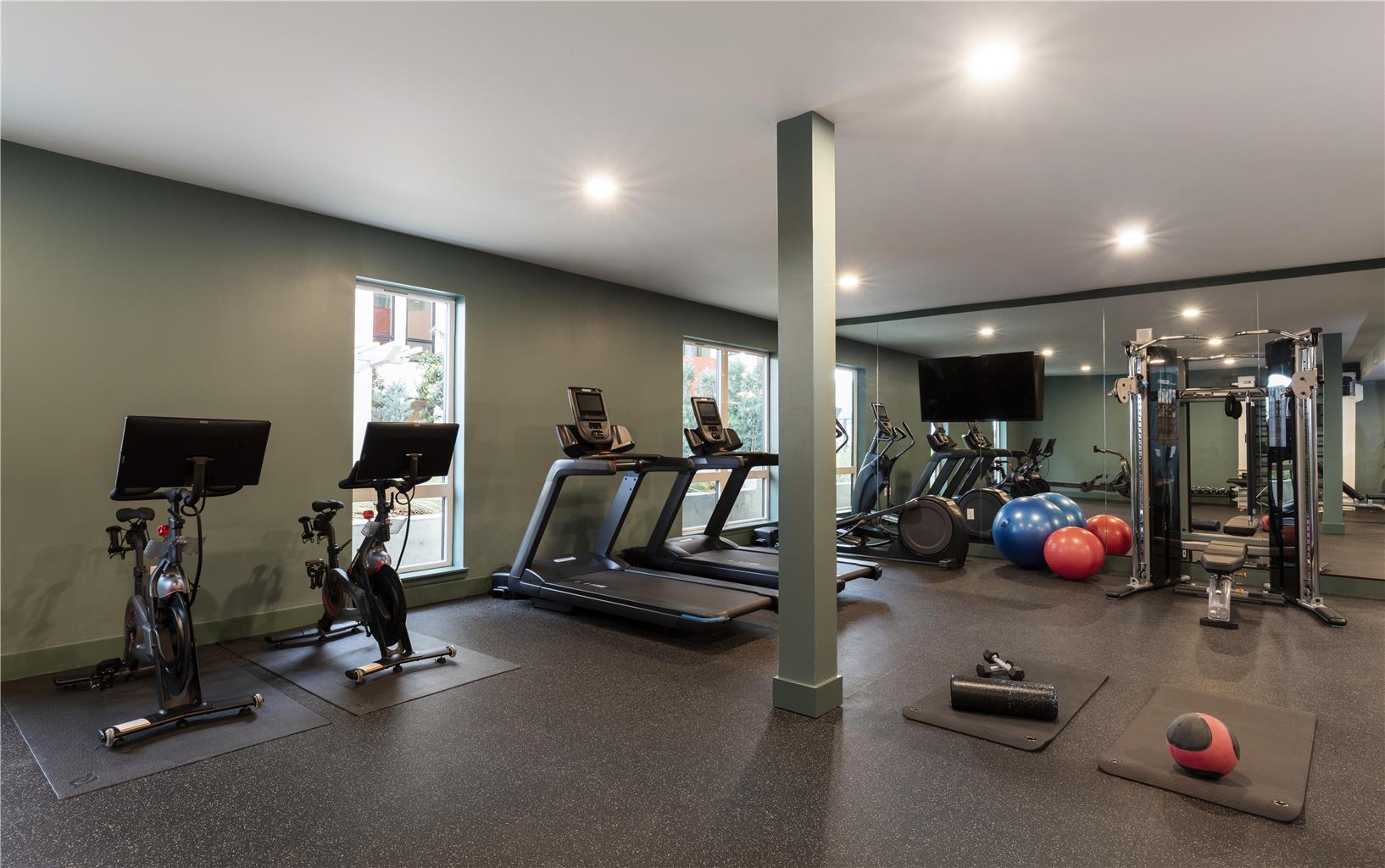 Fitness center at Kissel Uptown Oakland, in the Unbound Collection by Hyatt