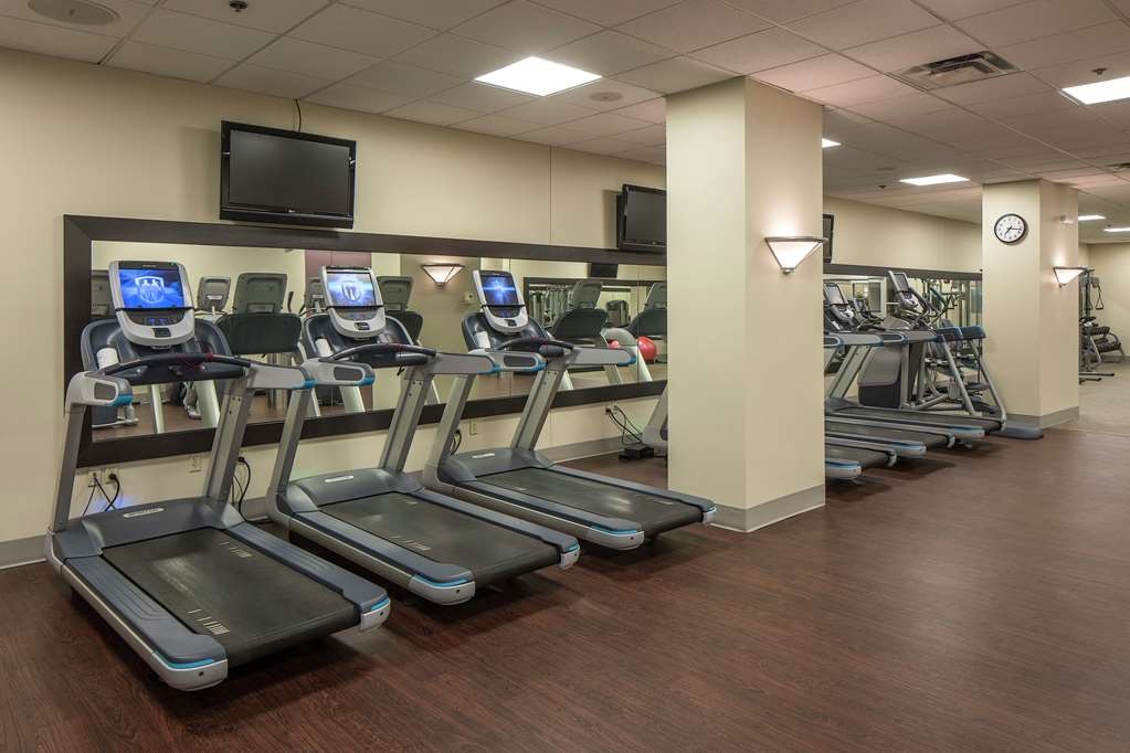 Fitness center at Hilton Omaha