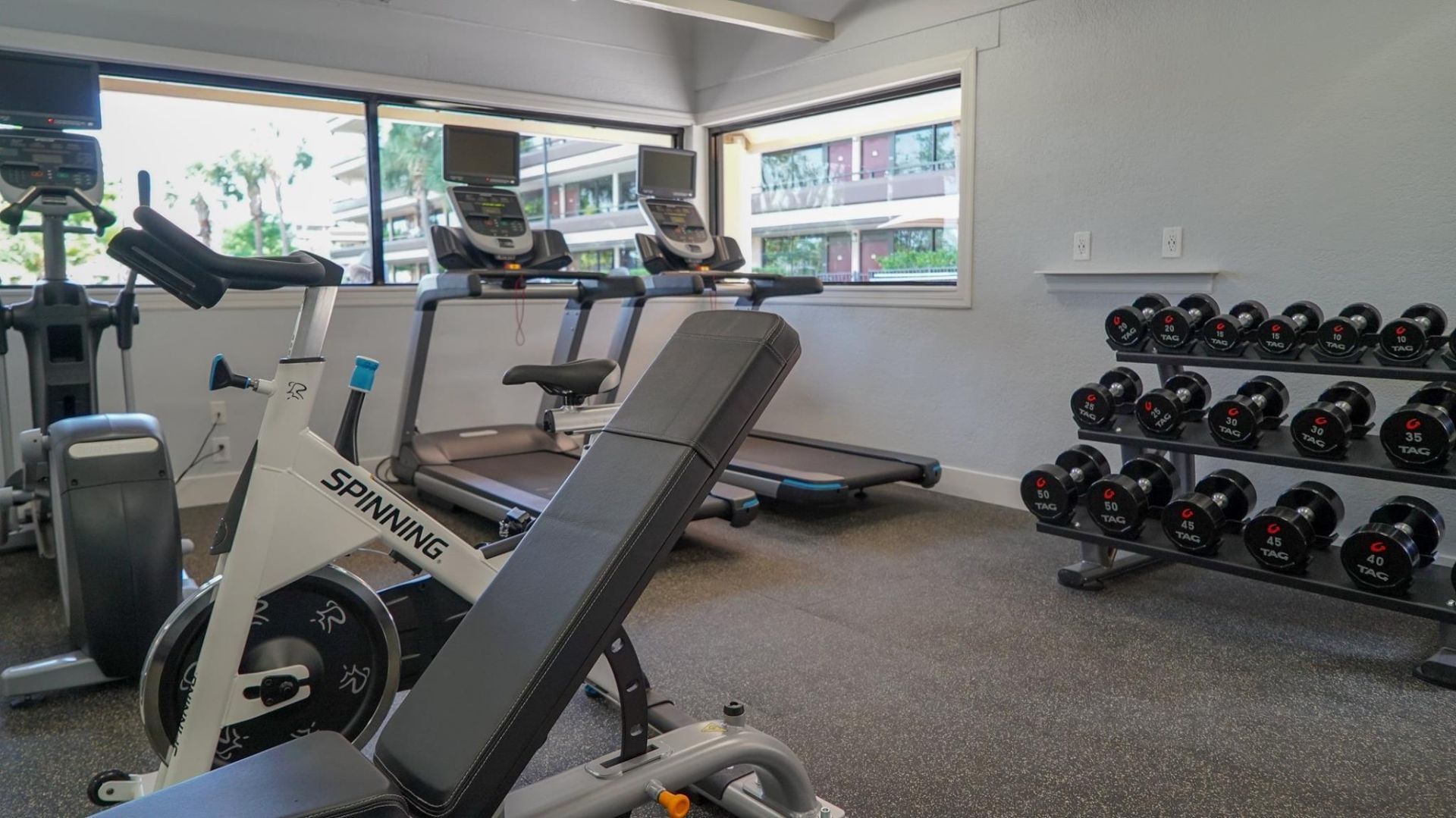 Fitness center at Rosen Inn at Pointe Orlando