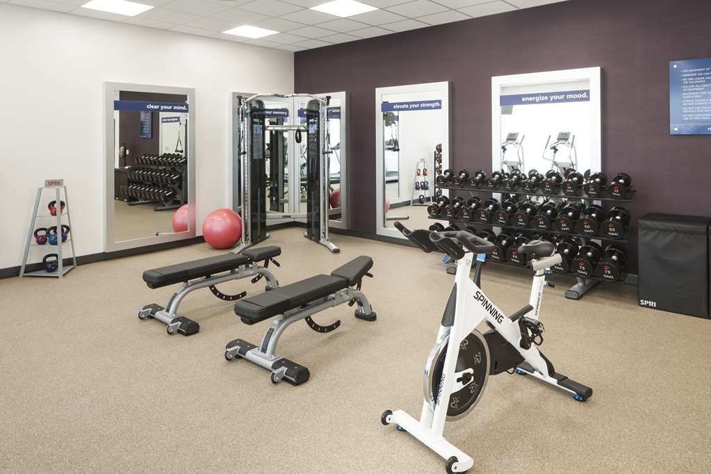 Fitness center at Hampton Inn & Suites Phoenix Downtown