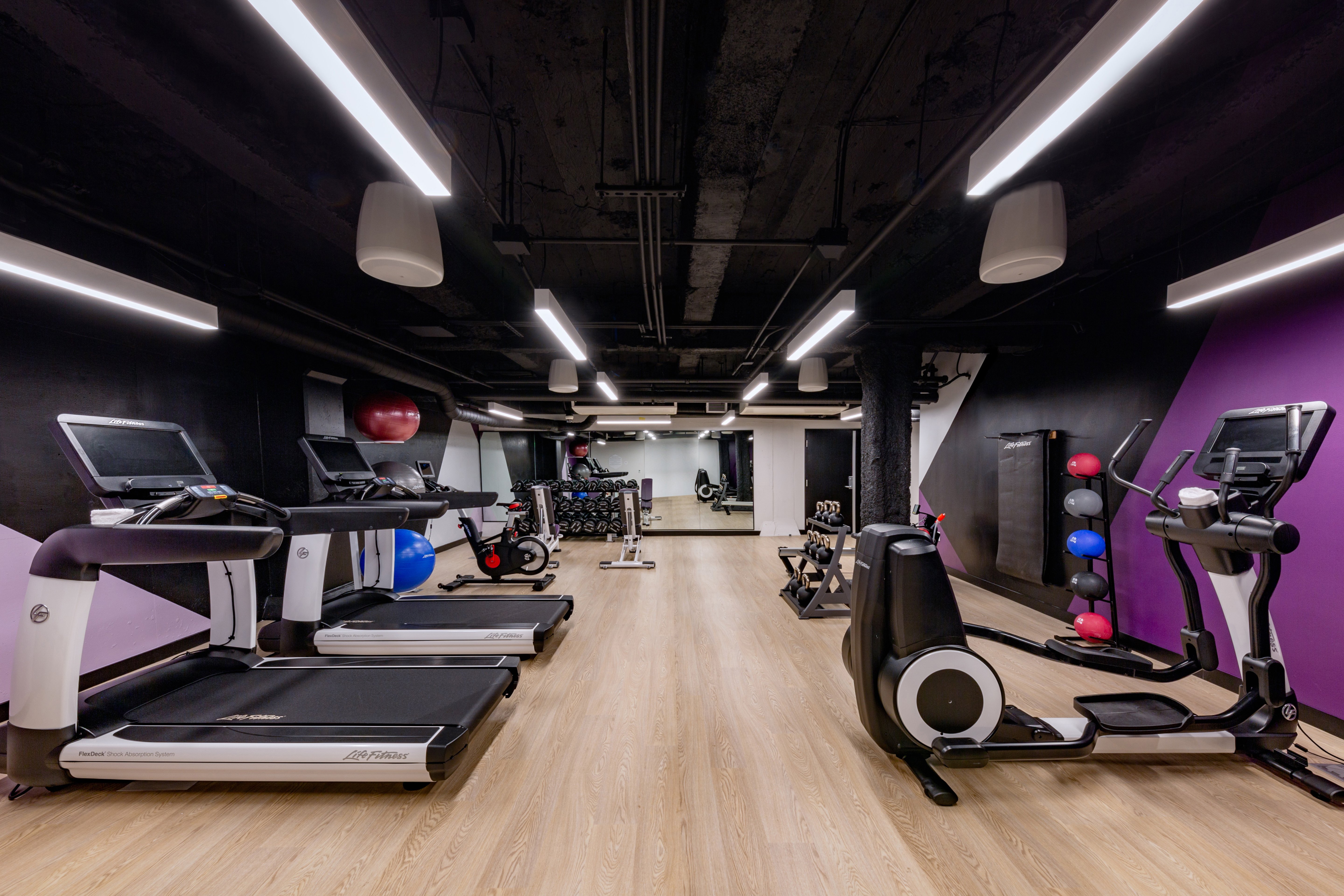 Fitness center at YOTEL San Francisco