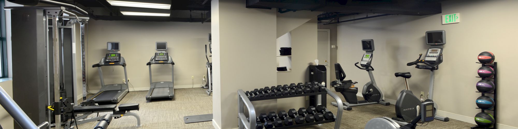 Fitness center at Magnolia Hotel St. Louis