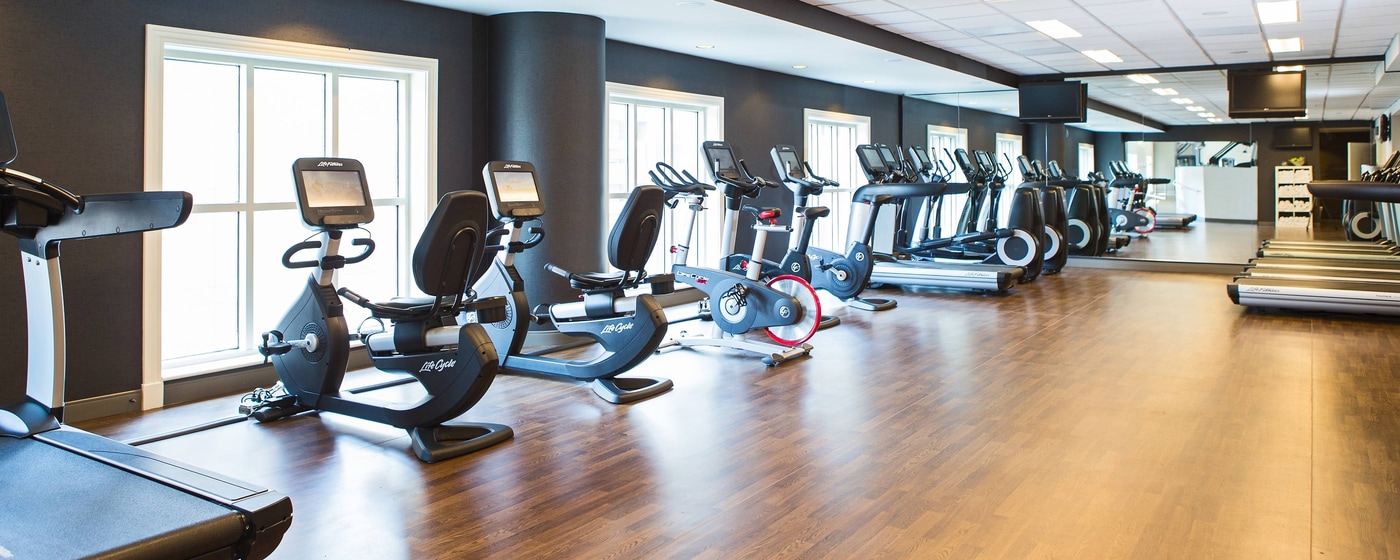Fitness center at Marriott St. Louis Grand