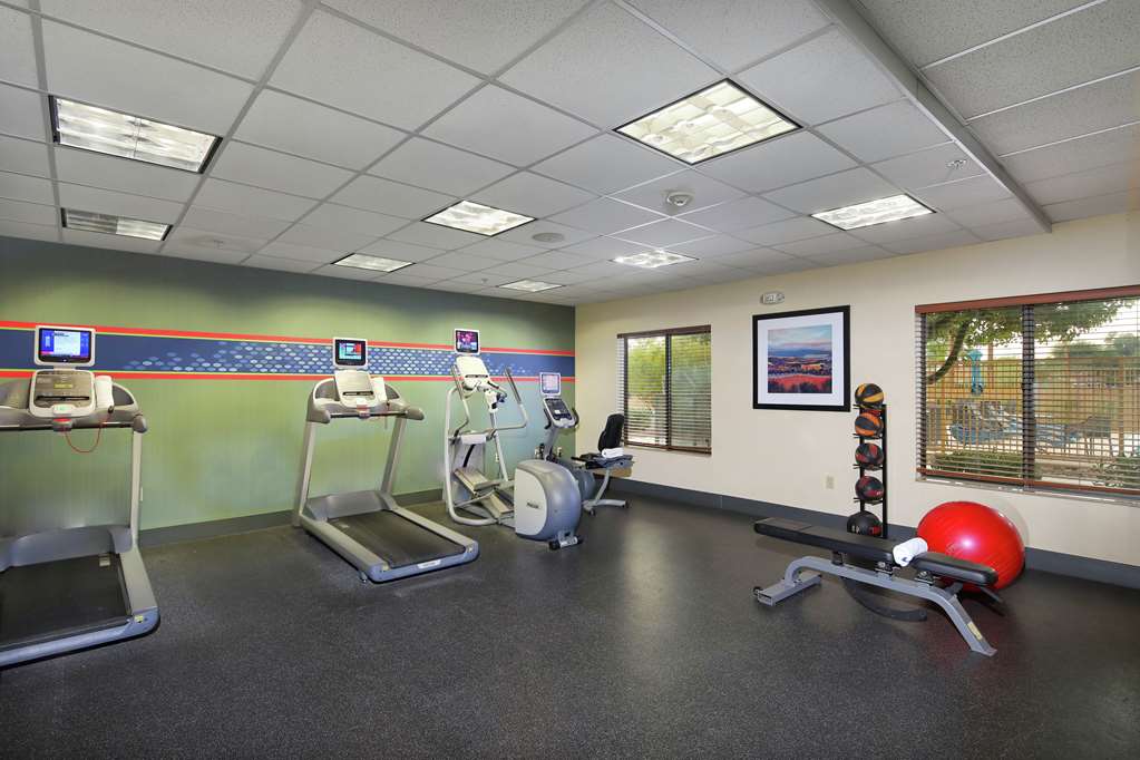Fitness center at Hampton Inn & Suites Tucson East/Williams Center