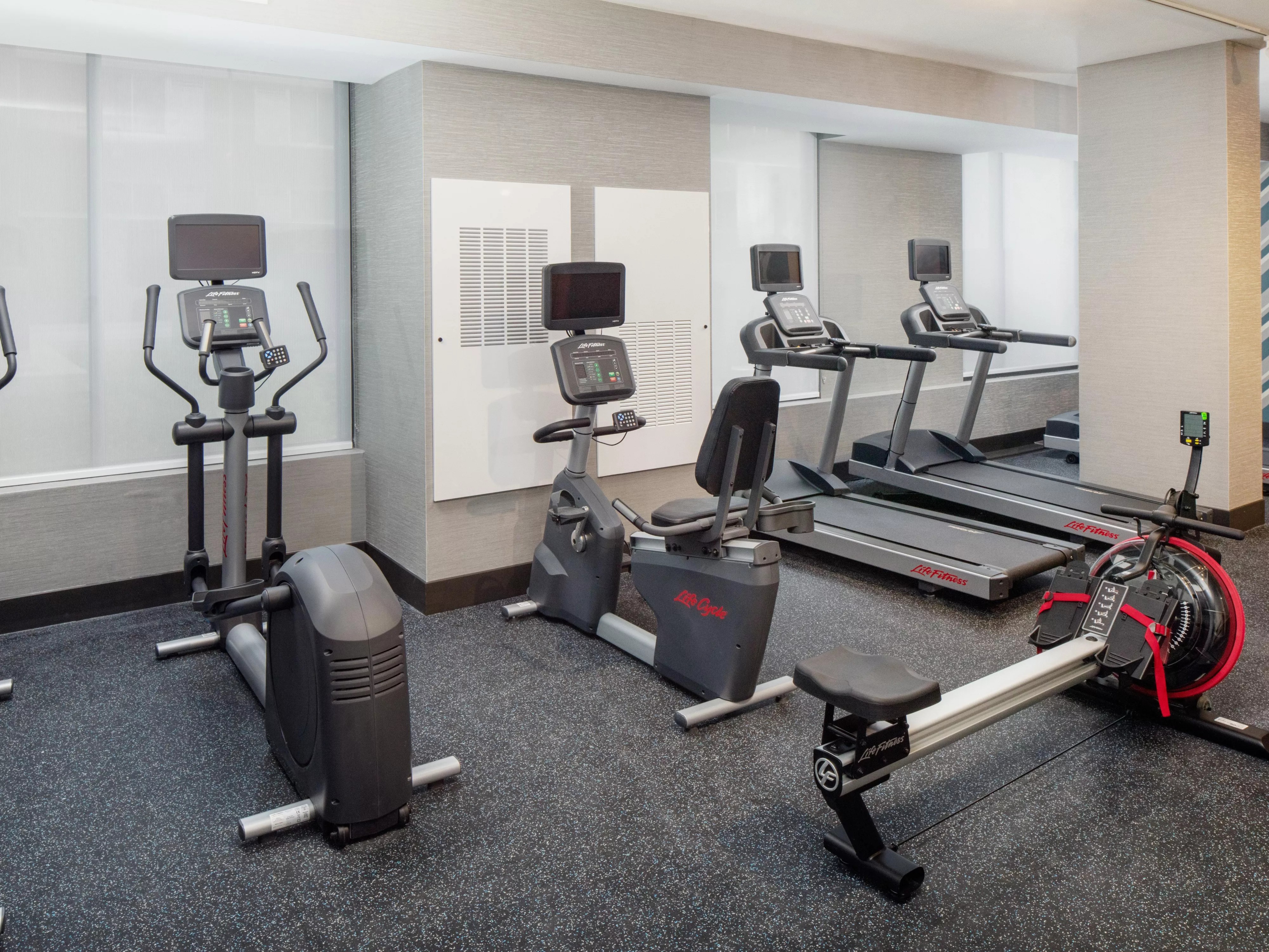 Fitness center at Holiday Inn Express Washington DC Downtown