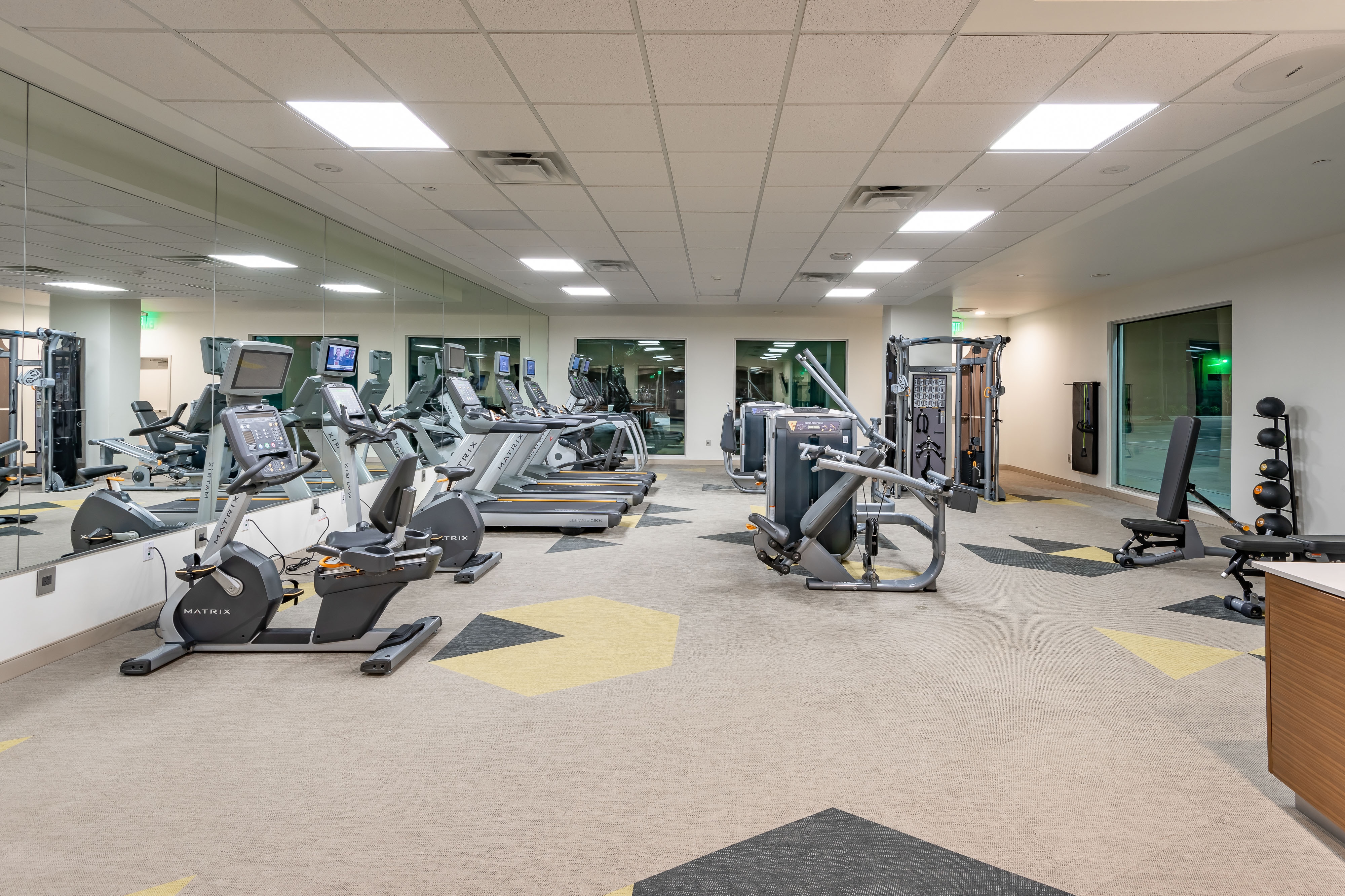 Fitness center at Delta Hotels Phoenix Mesa